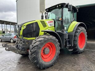 Claas Axion 810 tekerlekli traktör