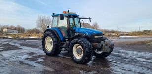 New Holland 8560 tekerlekli traktör